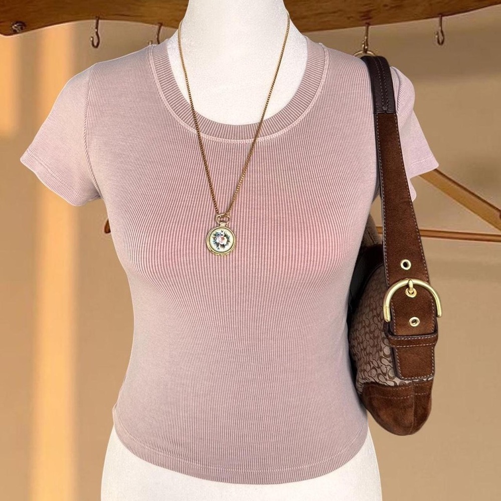 Aritzia Wilfred Free Light purple ribbed top